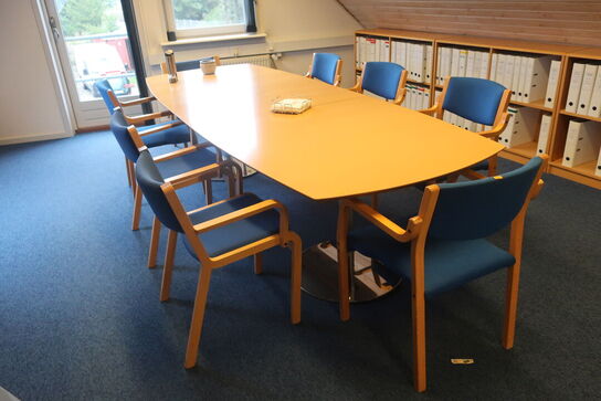 Konferencebord samt 8 stk. stole 
