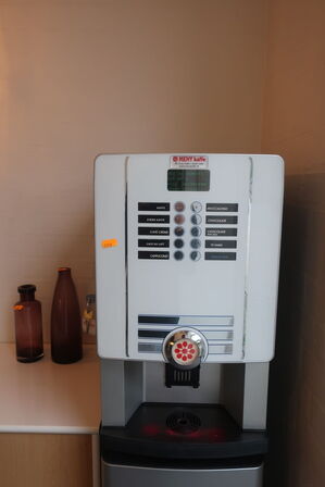 Kafeautomat RHEAVENDORS Compact