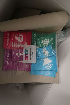 Div. Julepynt og brochurer