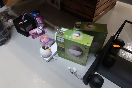 Diverse lamper samt pærer