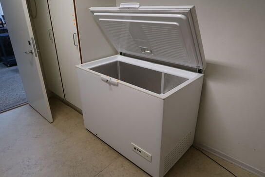 Kummefryser WHIRLPOOL A++ Class Space Max