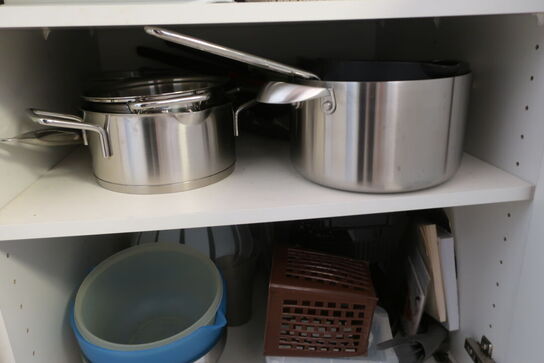 Service i køkkenskab