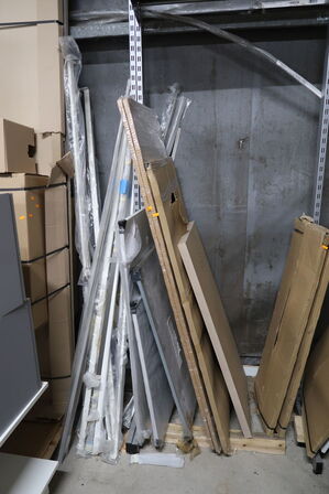 Div. Bordplader samt reservedele til køkken