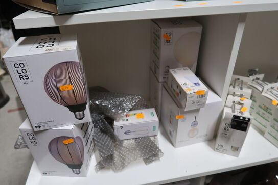 5 stk. pærer COLORS samt 2 stk. pærer