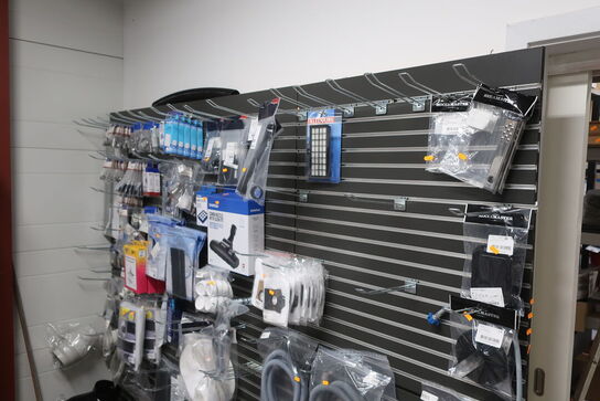 Udstillingsvæg uden indhold