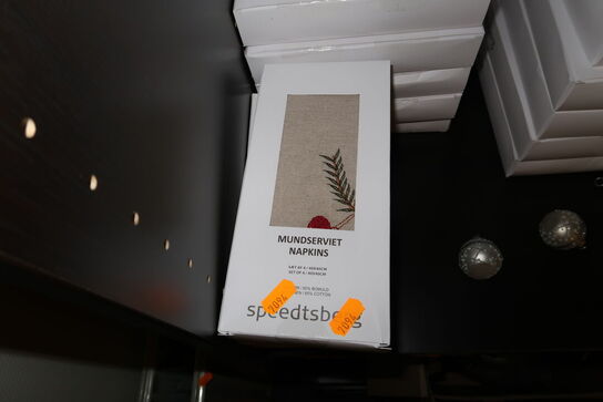 4 pakker servietter SPEEDTSBERG Jul