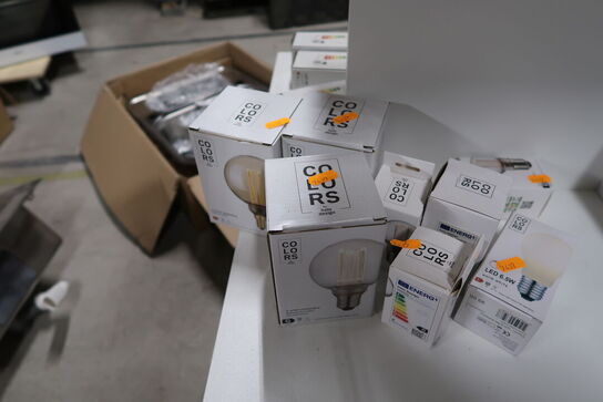 8 stk. pærer COLORS