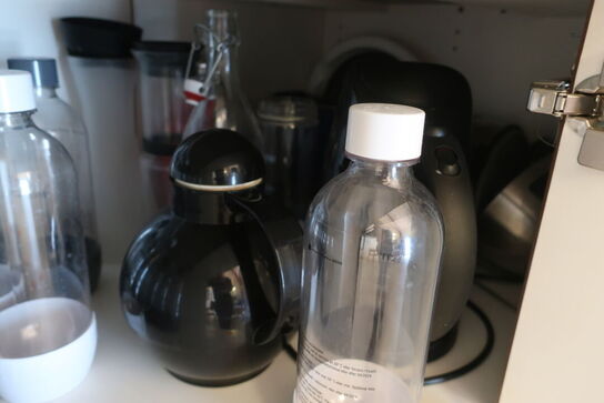 Diverse thermokander samt sodastreamflasker