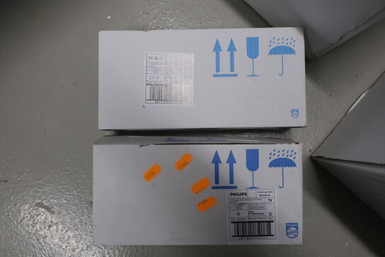 8 stk. pærer PHILIPS LED Classic 60W A60 E27