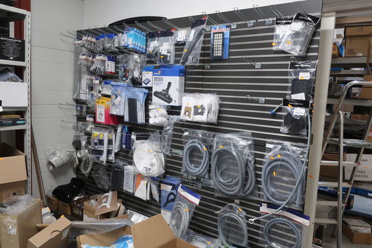 Udstillingsvæg uden indhold