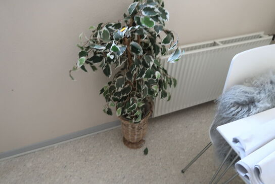 Div. Kunstige planter i vaser