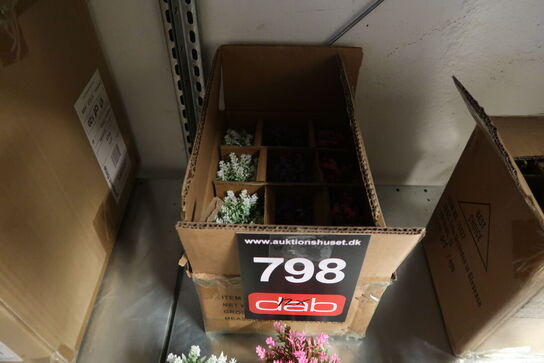 12 stk. Kunstige planter i krukke