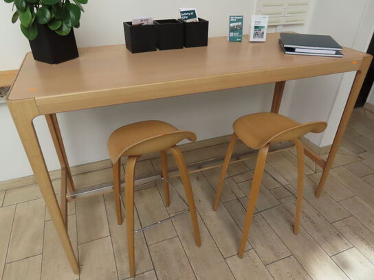 Højbord med 2 stk. barstole