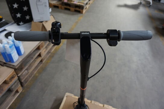 Ninebot fra Segway KickScooter el-løbehjul F20D