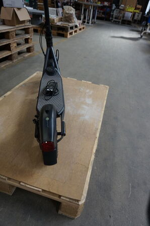 Ninebot fra Segway KickScooter el-løbehjul F20D