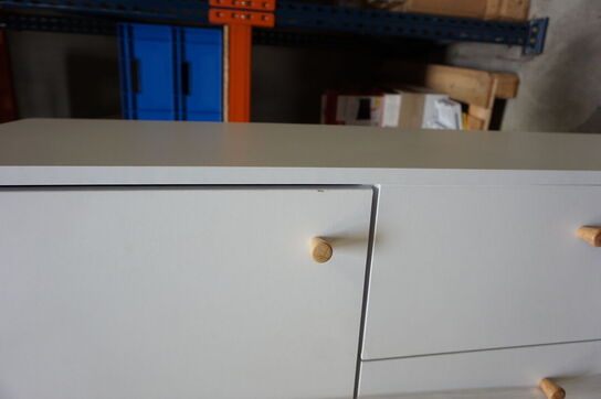 Caitlin skænk - hvid 