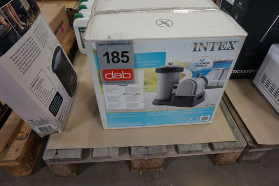 Intex Krystal Clear filterpumpe til pools - 9463 liter i timen 