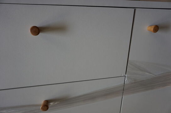 Caitlin skænk - hvid 