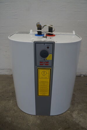 Varmtvandsbeholder METROTHERM 907