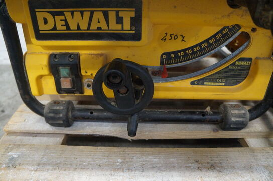 Bordrundsav inkl. Stativ DeWalt DW745