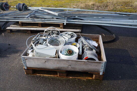 Diverse reservedele til port 