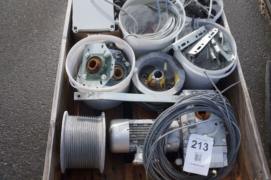 Diverse reservedele til port 