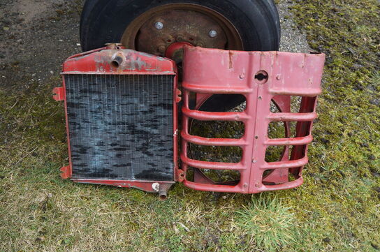 Traktor VOLVO 425