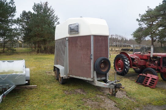 Hestetrailer BRENDERUP 33 tidligere reg nr: YK 4172