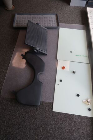 Glastavler/magnet, stoleunderlag m.m.