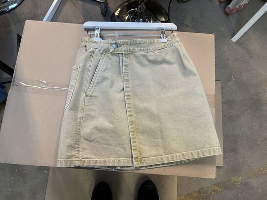 3 stk Nederdele CARHARTT , Bukser CARHARTT