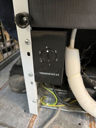 Køleskab MATSUI MTT50W12E