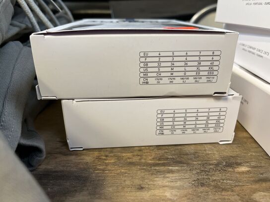 12 Par Shorts SØNDAY, 8 Stk.Tank Top/T-Shirts IMPETUS