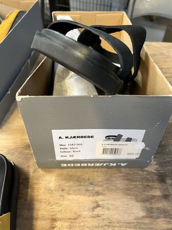 5 Par Sandaler  A.KJÆRBEDE