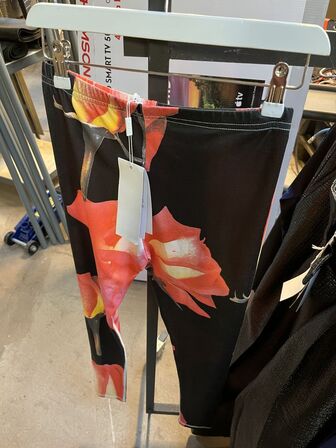 3 Stk. Leggins,  2 Stk. Top/Bluser SOULLAND