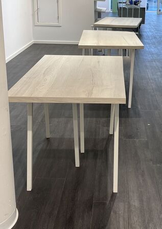 3 Stk. Borde VORDINGBORG KØKKENET