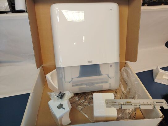 Tork PeakServe TM Mini Continuous Hand Towel Dispenser White TROK