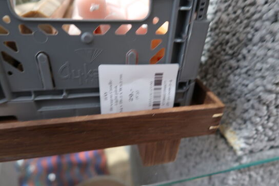 Kasse med div. lys HAY