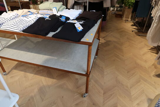 Opbevaringsmøbel uden indhold