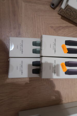 4 pakker LED-stagelys ESTER & ERIK