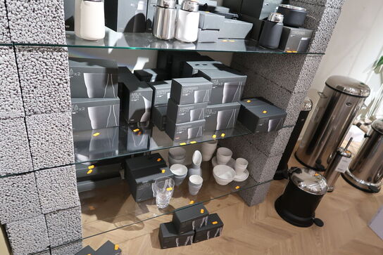 2 stk. reolsystemer uden indhold