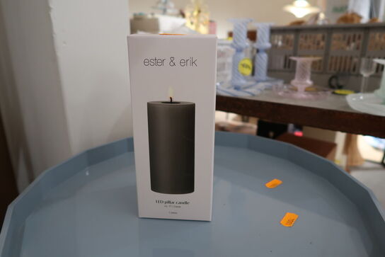 2 stk. LED-lys ESTER & ERIK Bloklys 77 Caviar