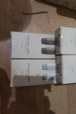 4 pakker LED-stagelys ESTER & ERIK