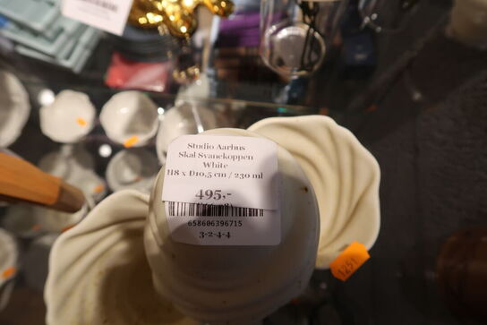 3 stk. krus STUDIO AARHUS Skal Svanekoppen White