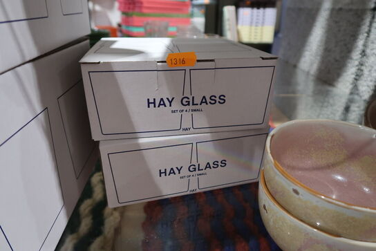 4 pakker glas HAY
