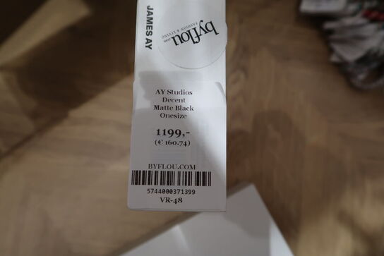 Solbriller JAMES AY Studios Decent Matte Black Onesize