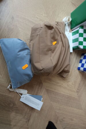 2 stk. toilettasker AIAYU