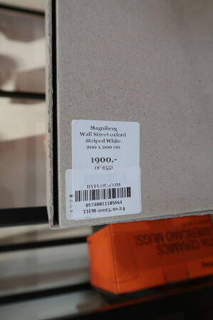 Sengetæppe MAGNIBERG Wall Street Oxford Striped White