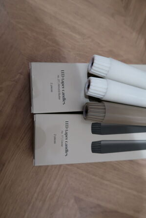 3 pakker LED-stagelys ESTER & ERIK