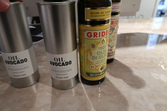 4 stk. olie NICOLAS VAHE m.fl.