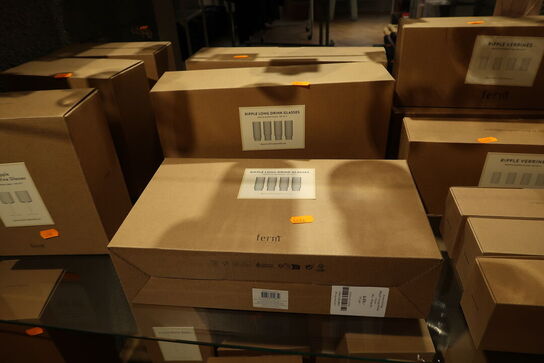 3 pakker glas FERM LIVING Ripple Long Drink